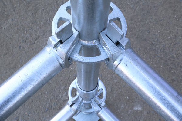 沈陽承插式腳手架都包括哪些材料?