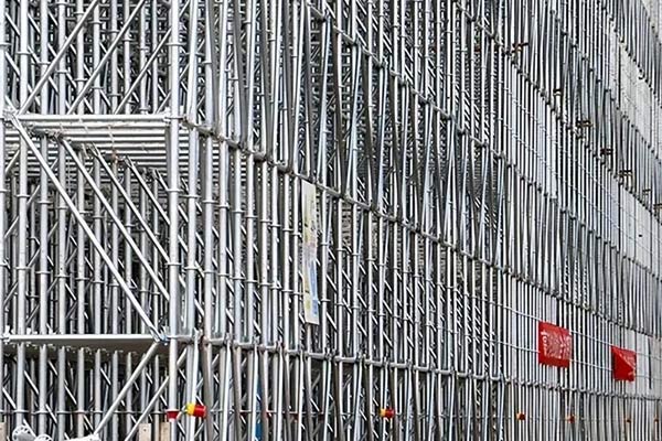 沈陽盤扣式腳手架與鋼管腳手架能混合搭建嗎？