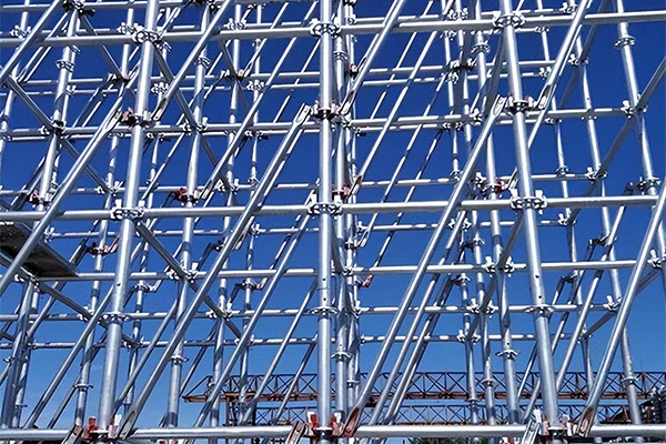 沈陽(yáng)腳手架租賃價(jià)格揭秘：不同材質(zhì)，價(jià)格是否相同？